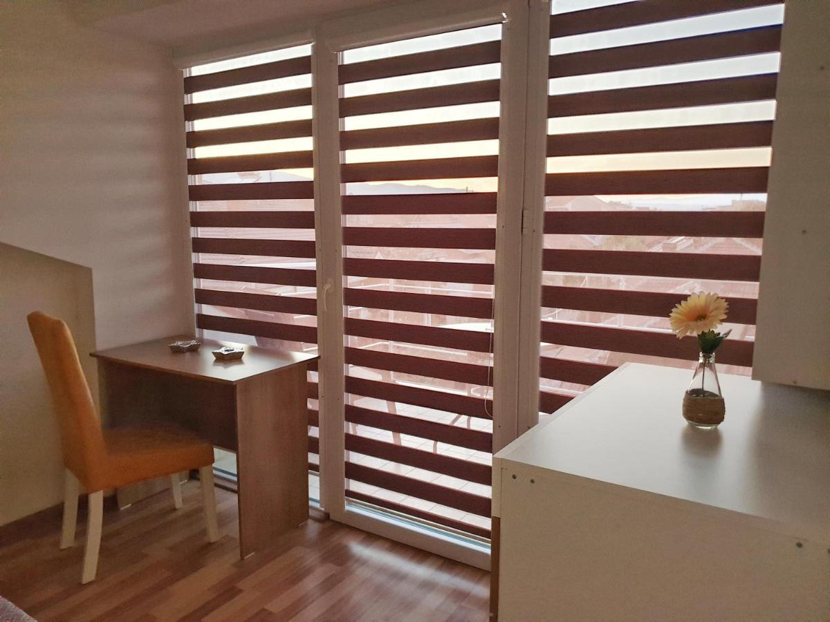 Sky Apartments Strumica Luaran gambar