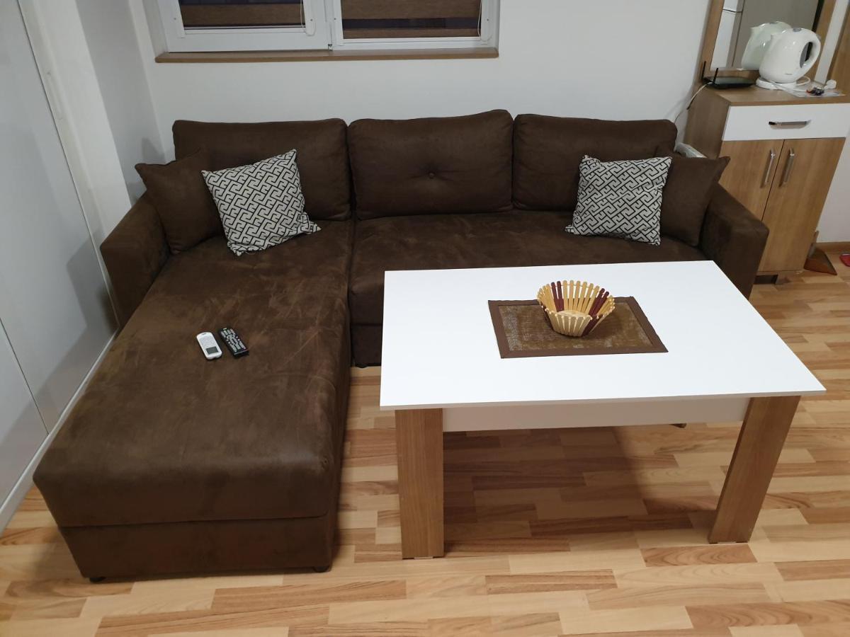 Sky Apartments Strumica Luaran gambar