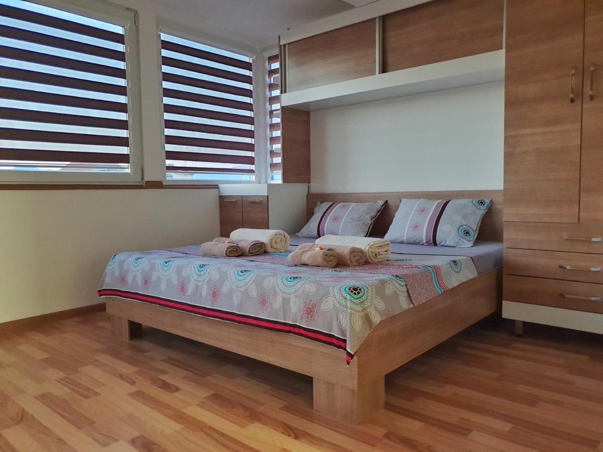 Sky Apartments Strumica Luaran gambar
