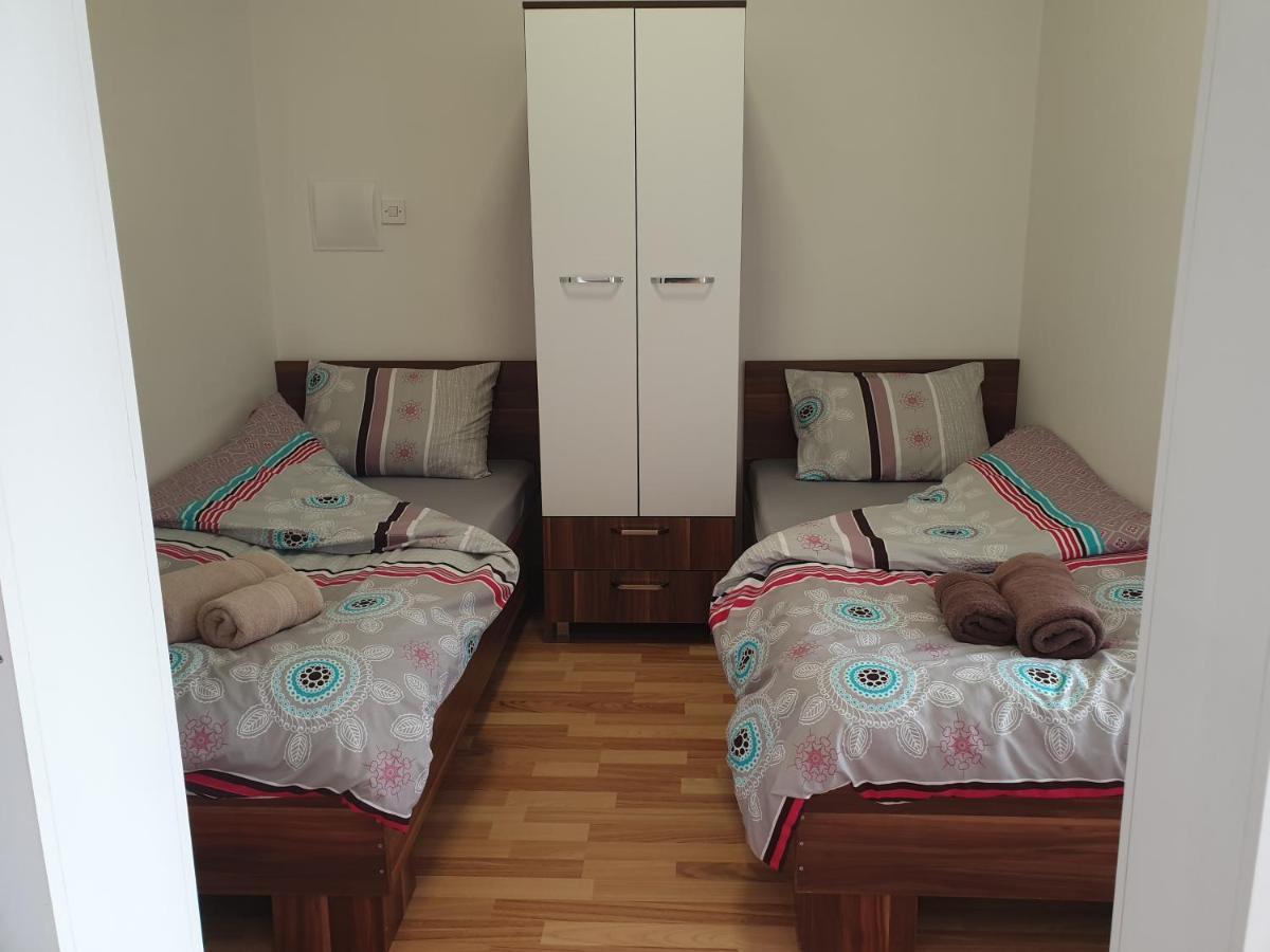 Sky Apartments Strumica Luaran gambar