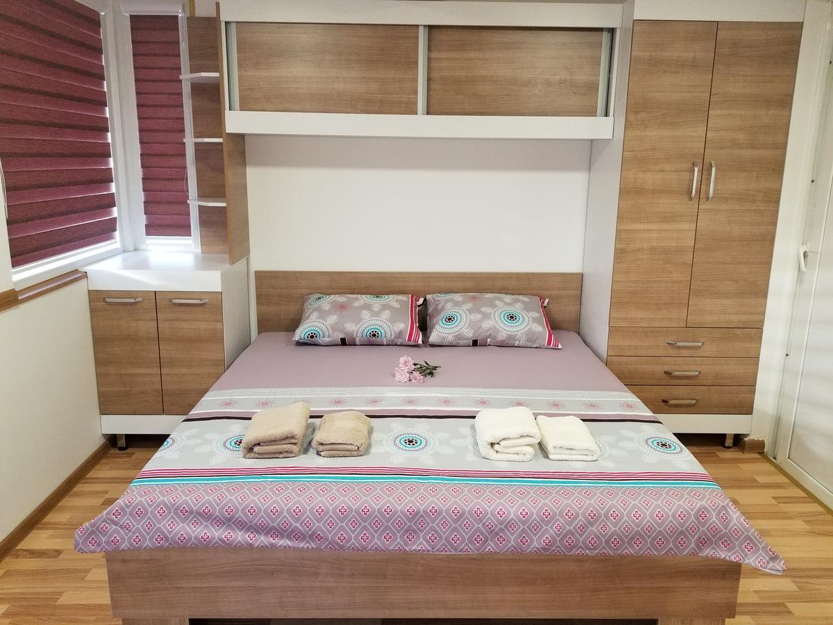 Sky Apartments Strumica Luaran gambar