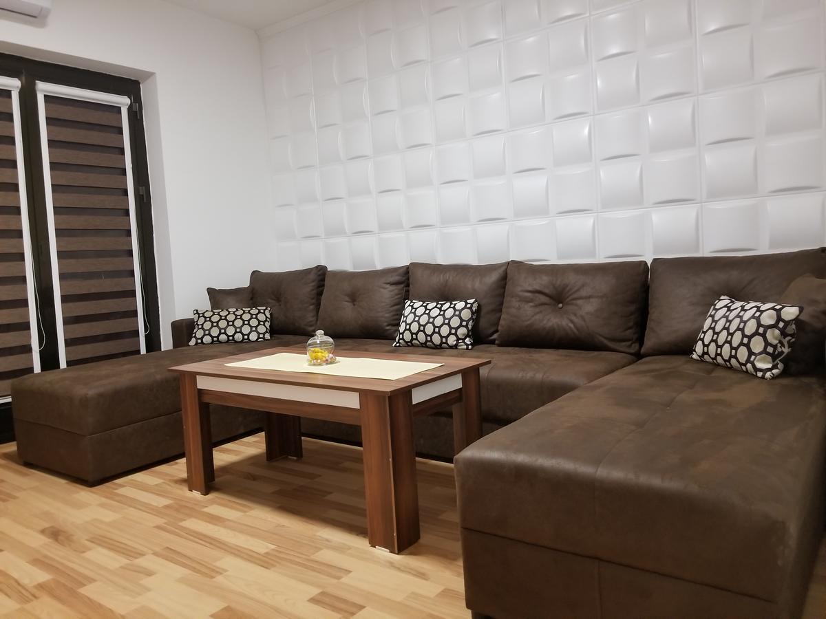 Sky Apartments Strumica Luaran gambar