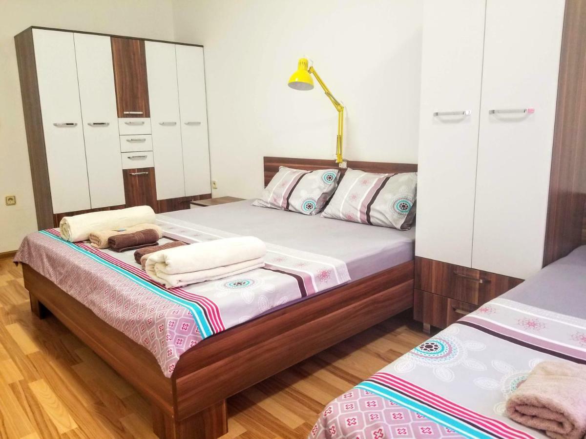 Sky Apartments Strumica Luaran gambar