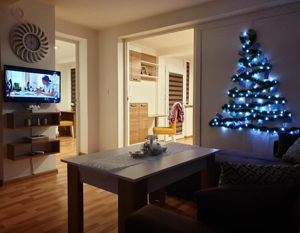 Sky Apartments Strumica Luaran gambar